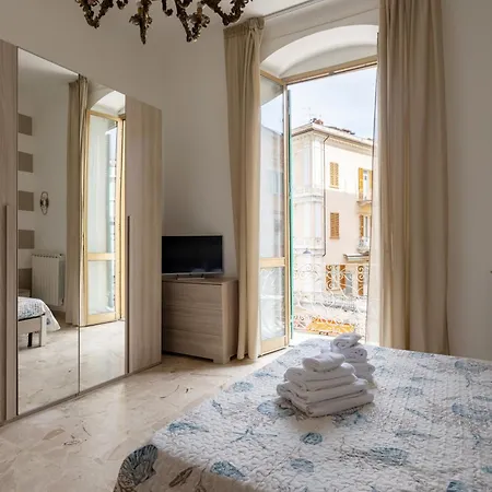 Blu Sea Guest house